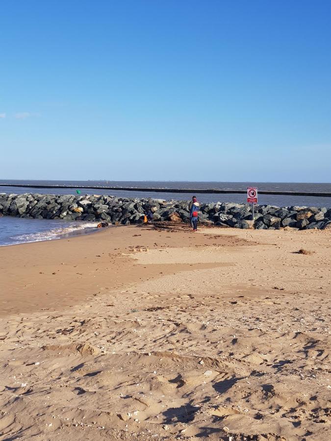 Villa Arretez Vous A Oleron Le Château-dʼOléron Exterior foto